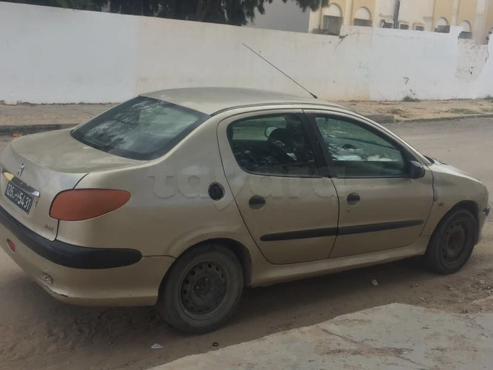 Peugeot 206