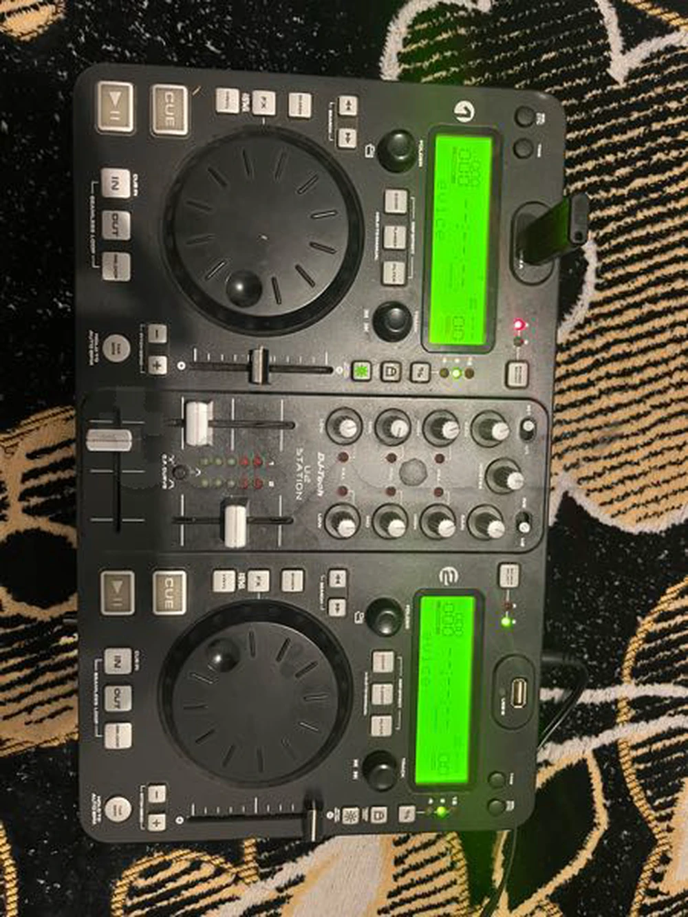 PLATINES DJ AVEC USB