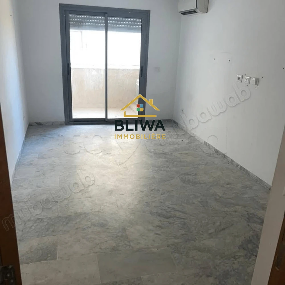 A LOUER APPARTEMENT S+1 EL AOUINA