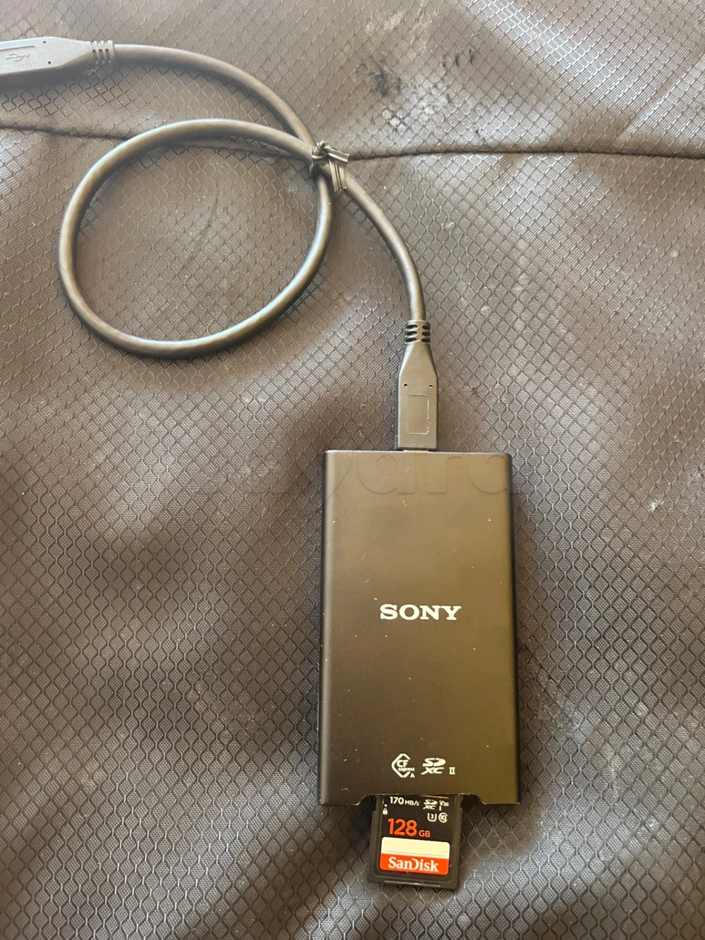 Pack de transfert Pro Ultra-Rapide - Lecteur Sony MRW-G2 + Carte SanDisk 128Go