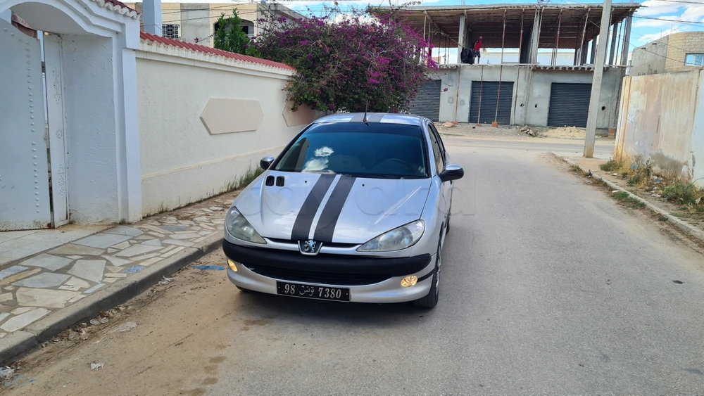 Peugeot 206