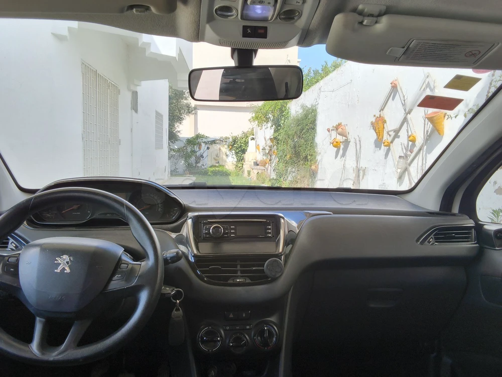 Carte voiture Peugeot 208