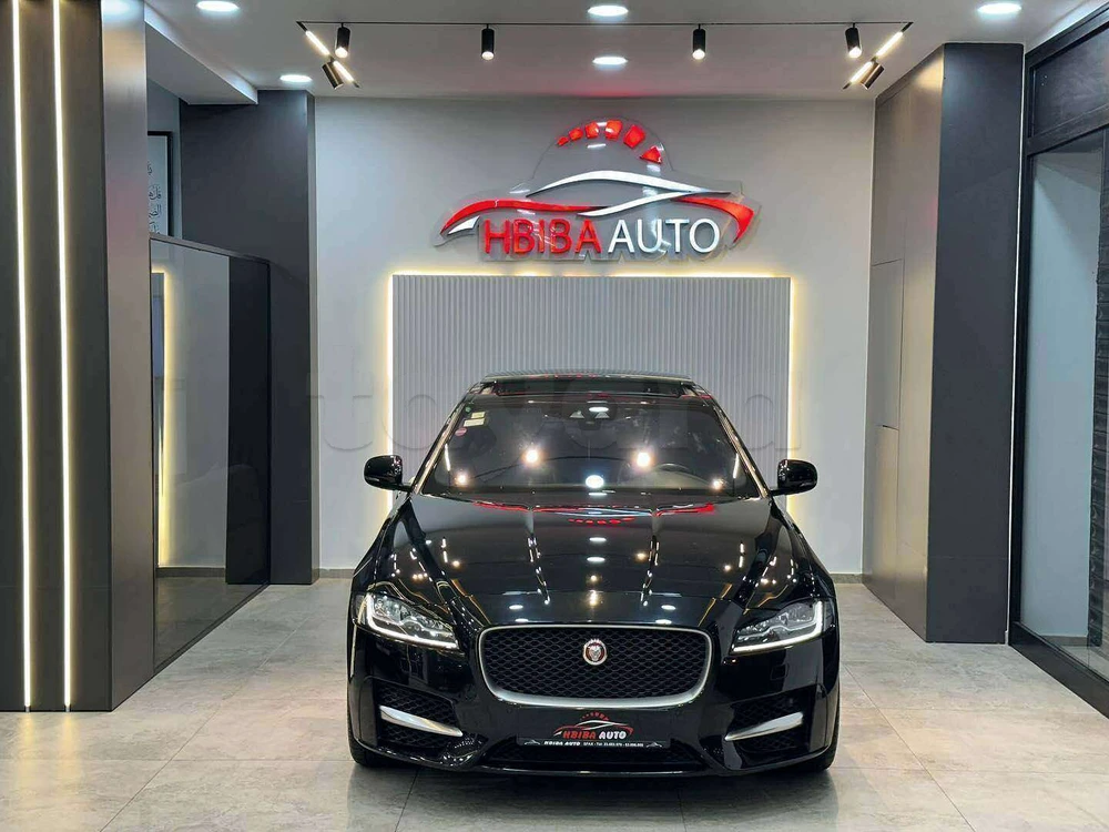 Carte voiture Jaguar XF