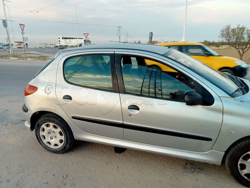 Peugeot 206