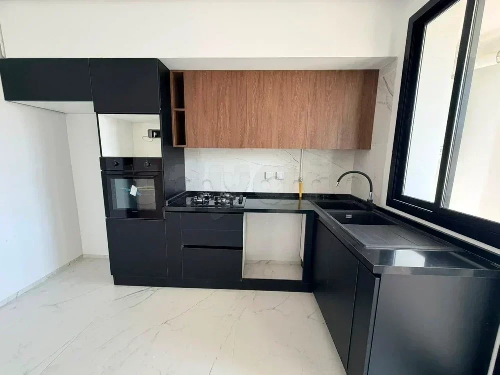 A vendre un appartement s+2 bonne orientation chez promoteur avec ppkss disponible immédiatement la nouvelle soukra