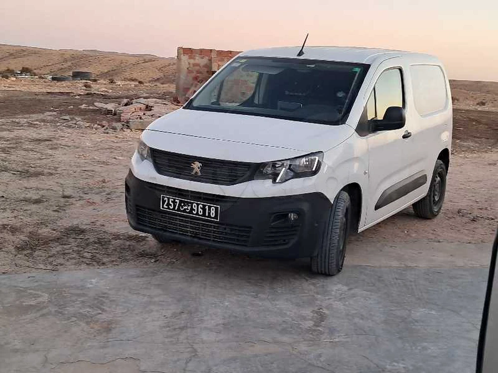 Carte voiture Peugeot Partner