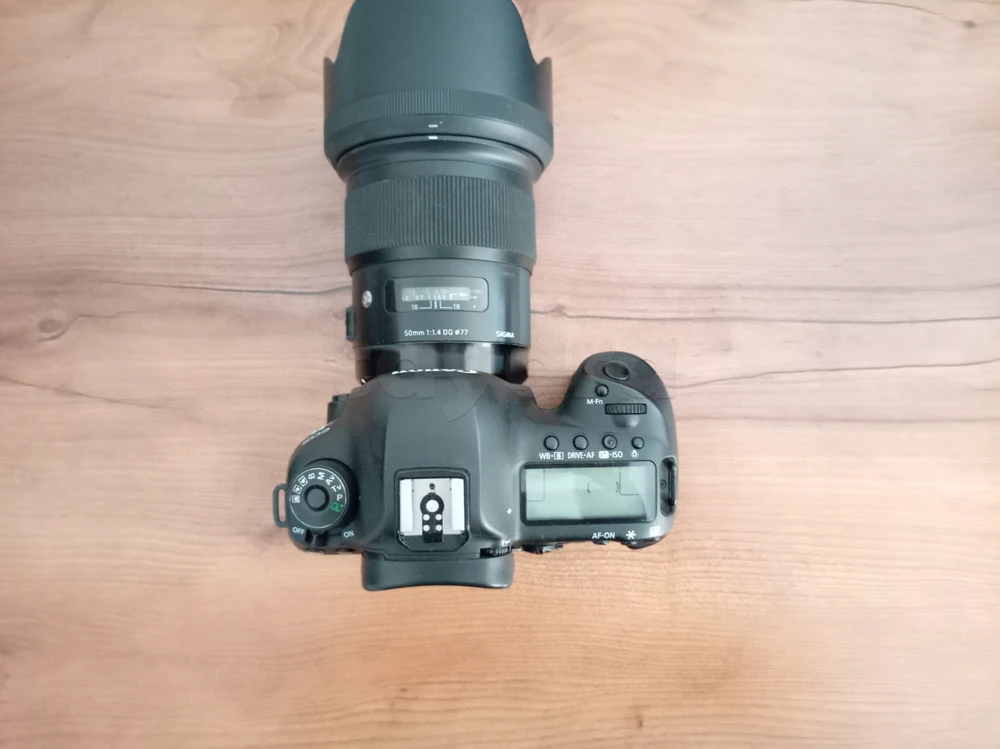 Canon 5D Mark 4 , Segma 50mm 1.4 Presque neuf