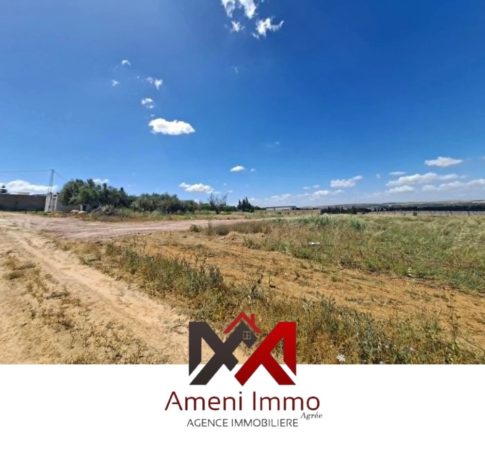 A vendre un lot de terrain Nu à El Khelidia