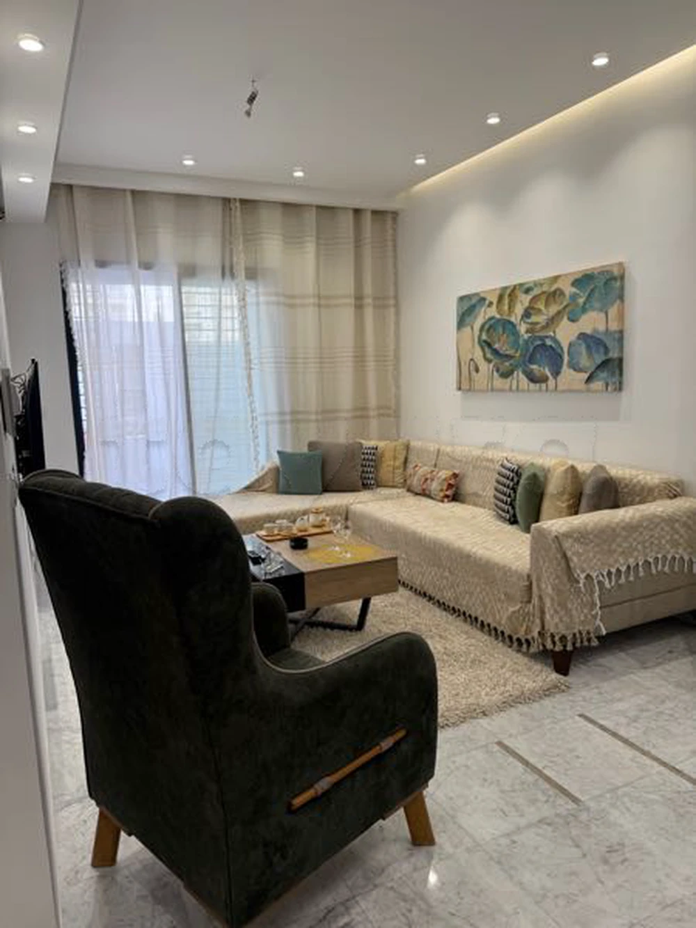 Élégant studio tout équipé à Ain Zaghouan Nord