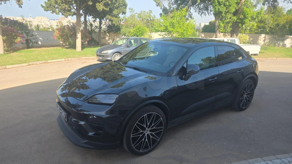 Porsche Macan Électrique presque neuve