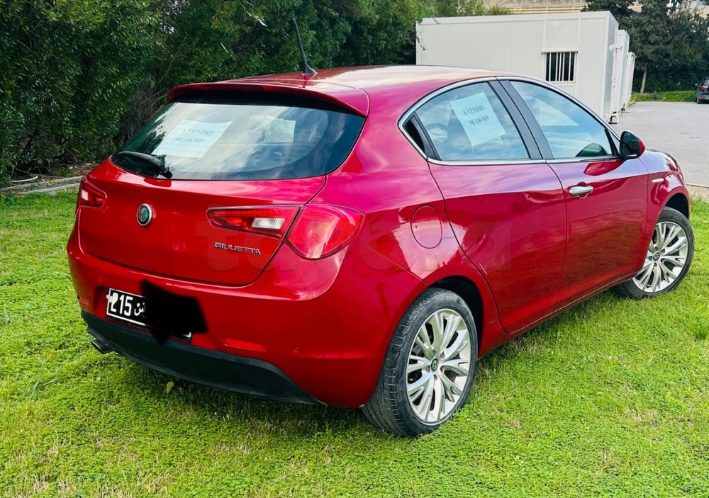 Carte voiture Alfa Romeo Giulietta