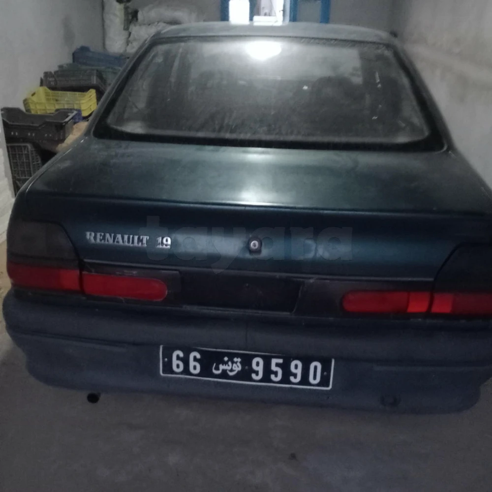Renault 19