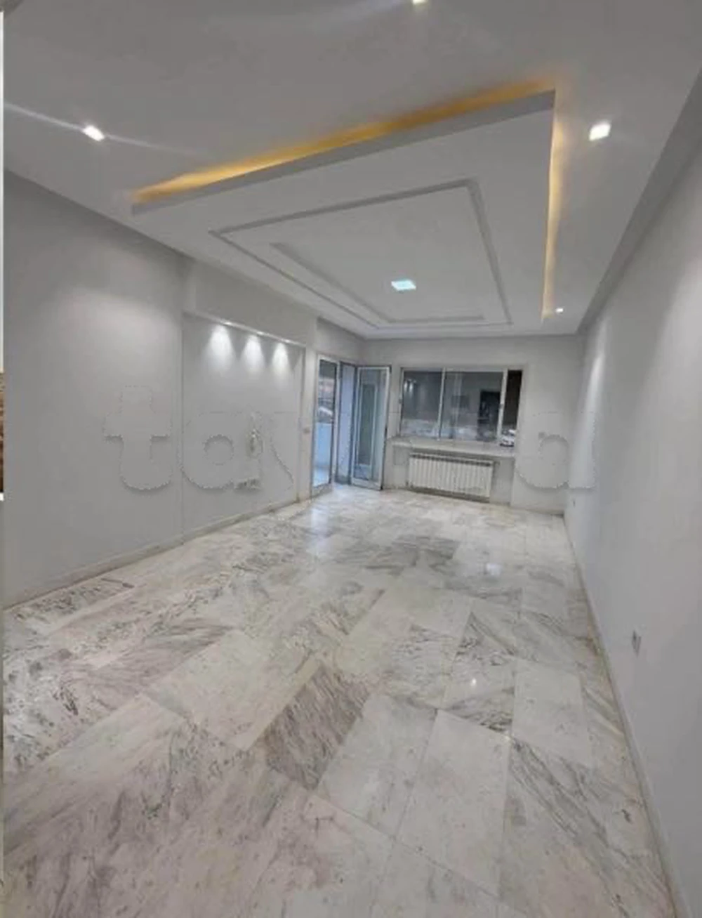 📍 ENNASR 2 APPARTEMENT S+4 À LOUER