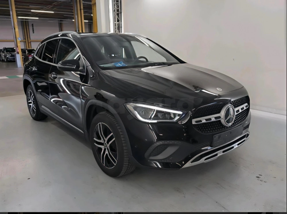 Carte voiture Mercedes-Benz Classe GLA