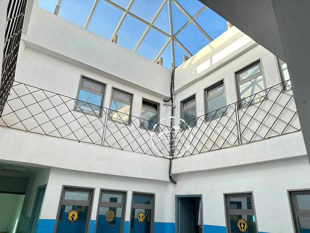 A vendre immeuble 3000 m² R3 Av principale Kram