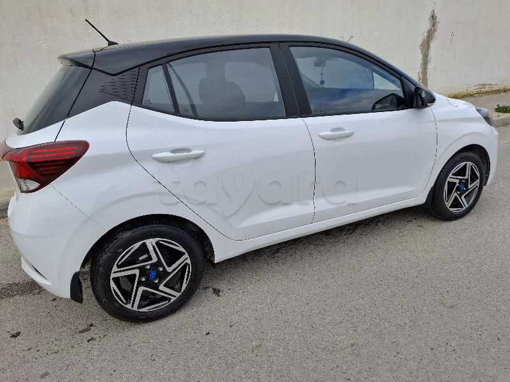 Carte voiture Hyundai i10