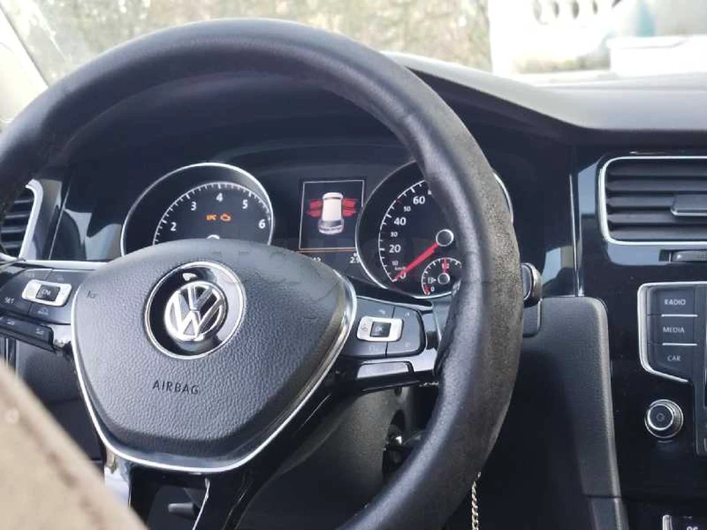 Carte voiture Volkswagen Golf