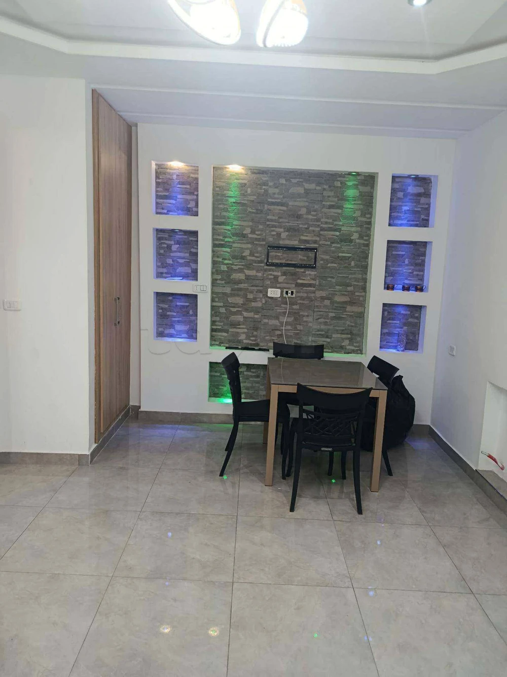 Location aux étudiantes d'une maison S+2 à la Mannouba