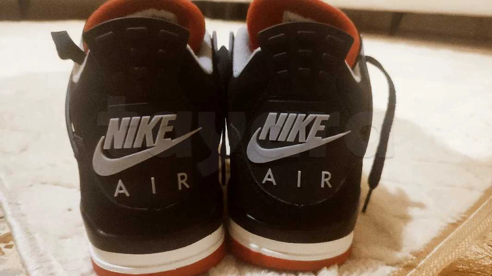 Jordan 4 Black édition limitée
