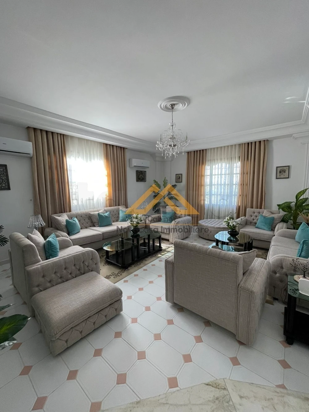 🏡✨ À VENDRE – MAGNIFIQUE VILLA S+4 ENTIÈREMENT MEUBLÉE À CHOTT MARIEM 🌊✨