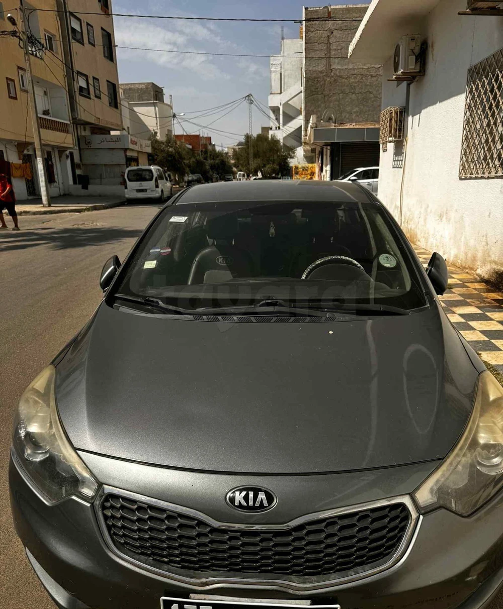 Carte voiture Kia Cerato