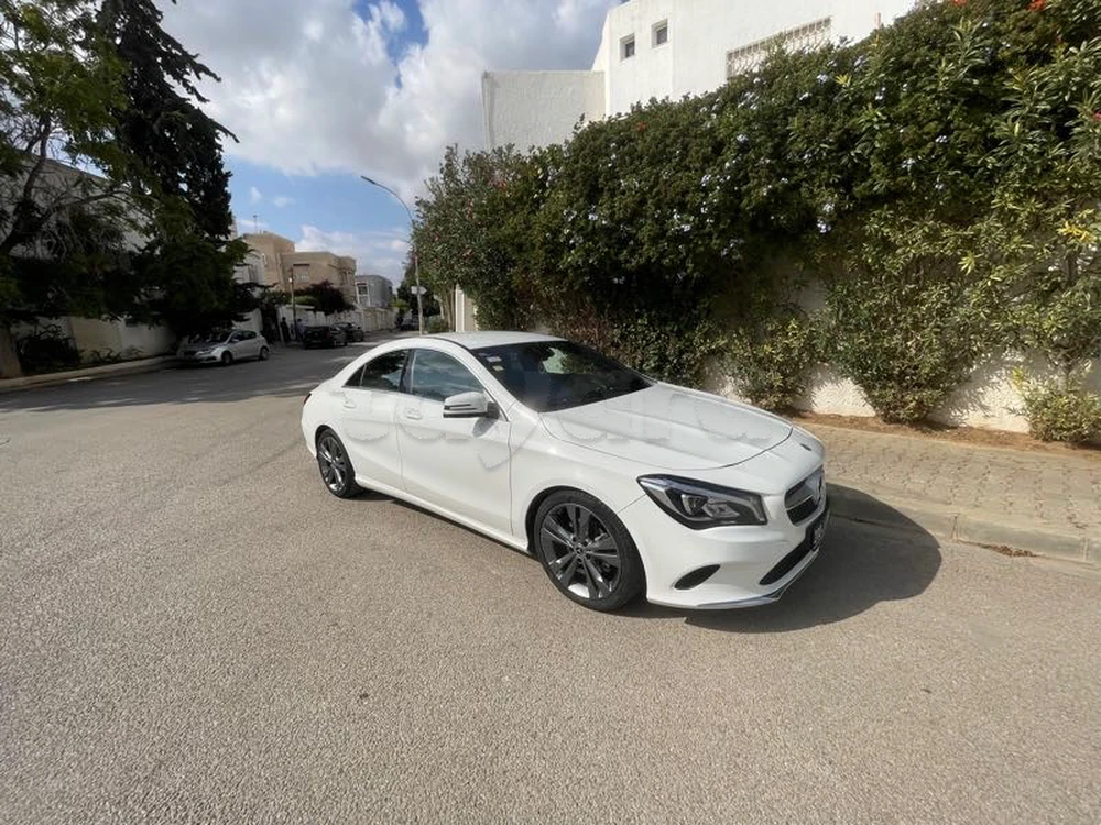 Carte voiture Mercedes-Benz Classe CLA