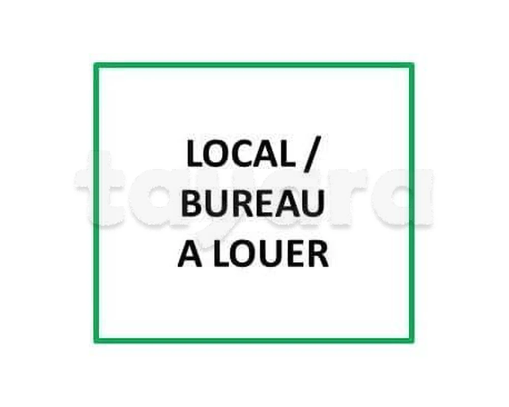 A louer Un Bureau au rez de Chaussé à Sahloul