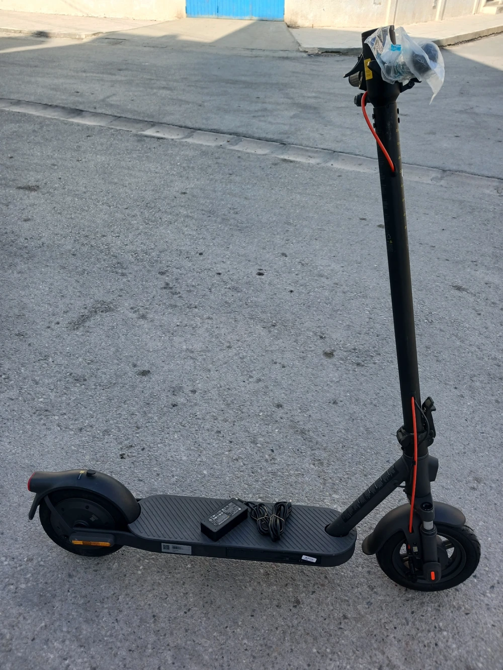 troutinette electrique xiaomi elite neuf