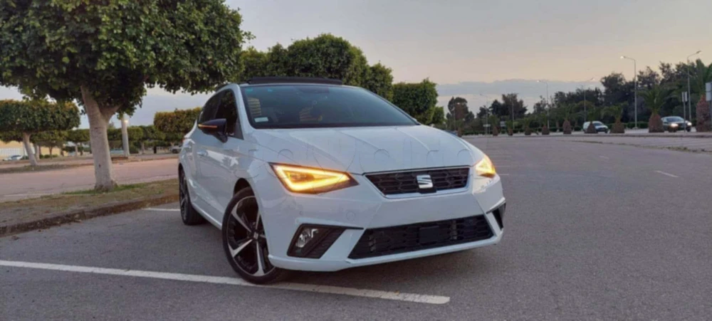 Carte voiture SEAT Ibiza