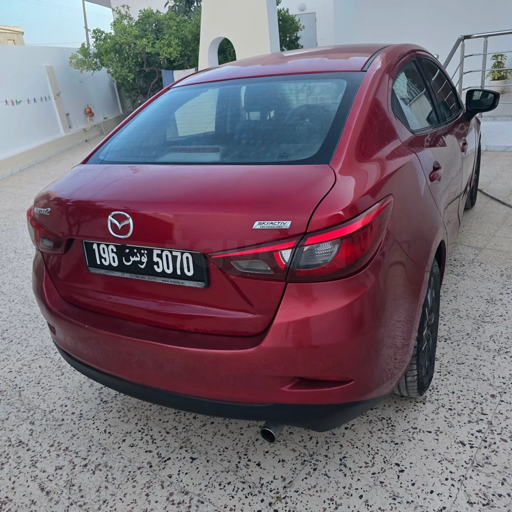 Mazda 2