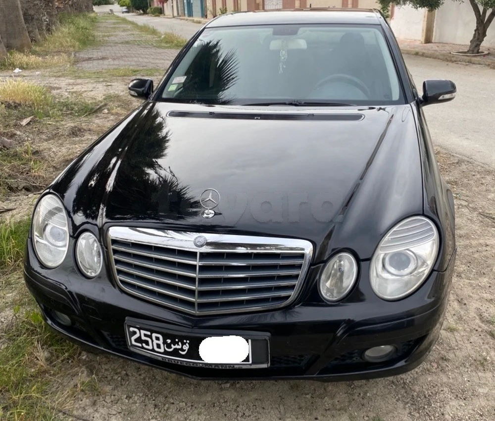 Carte voiture Mercedes-Benz Classe E