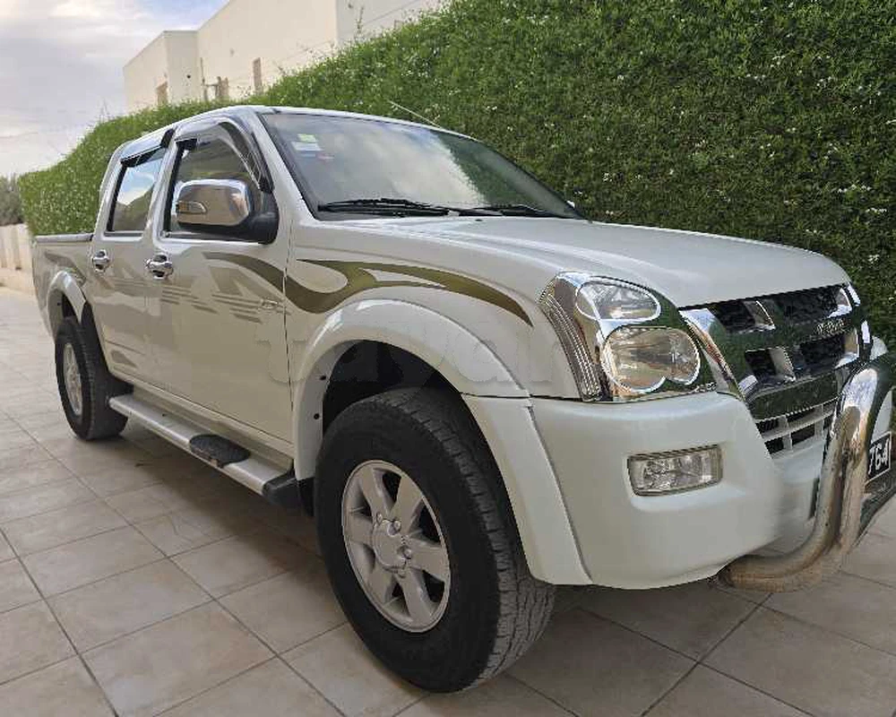 Carte voiture Isuzu D-Max