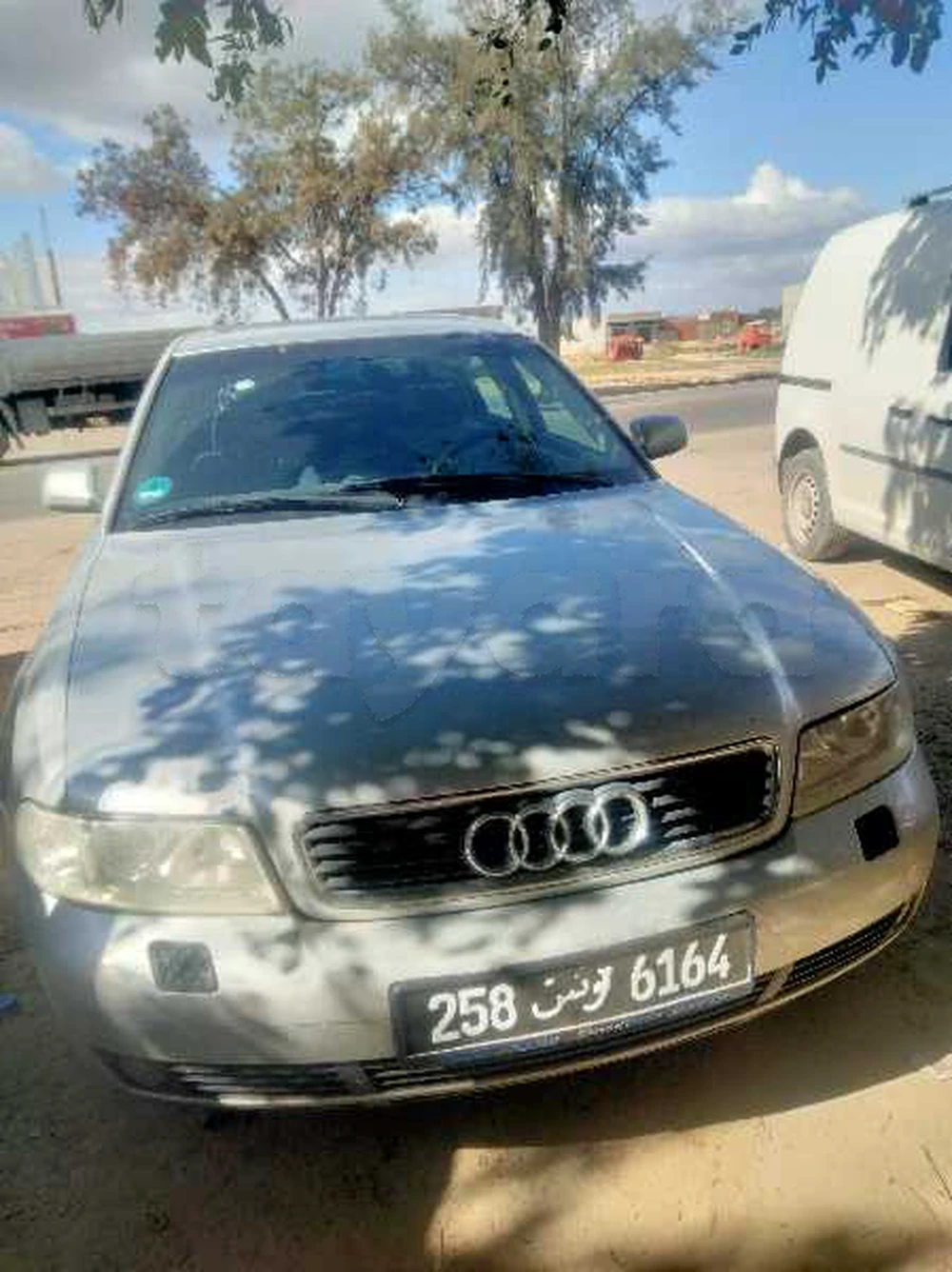 Carte voiture Audi A4