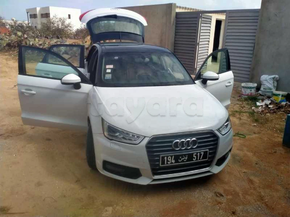 Carte voiture Audi A1