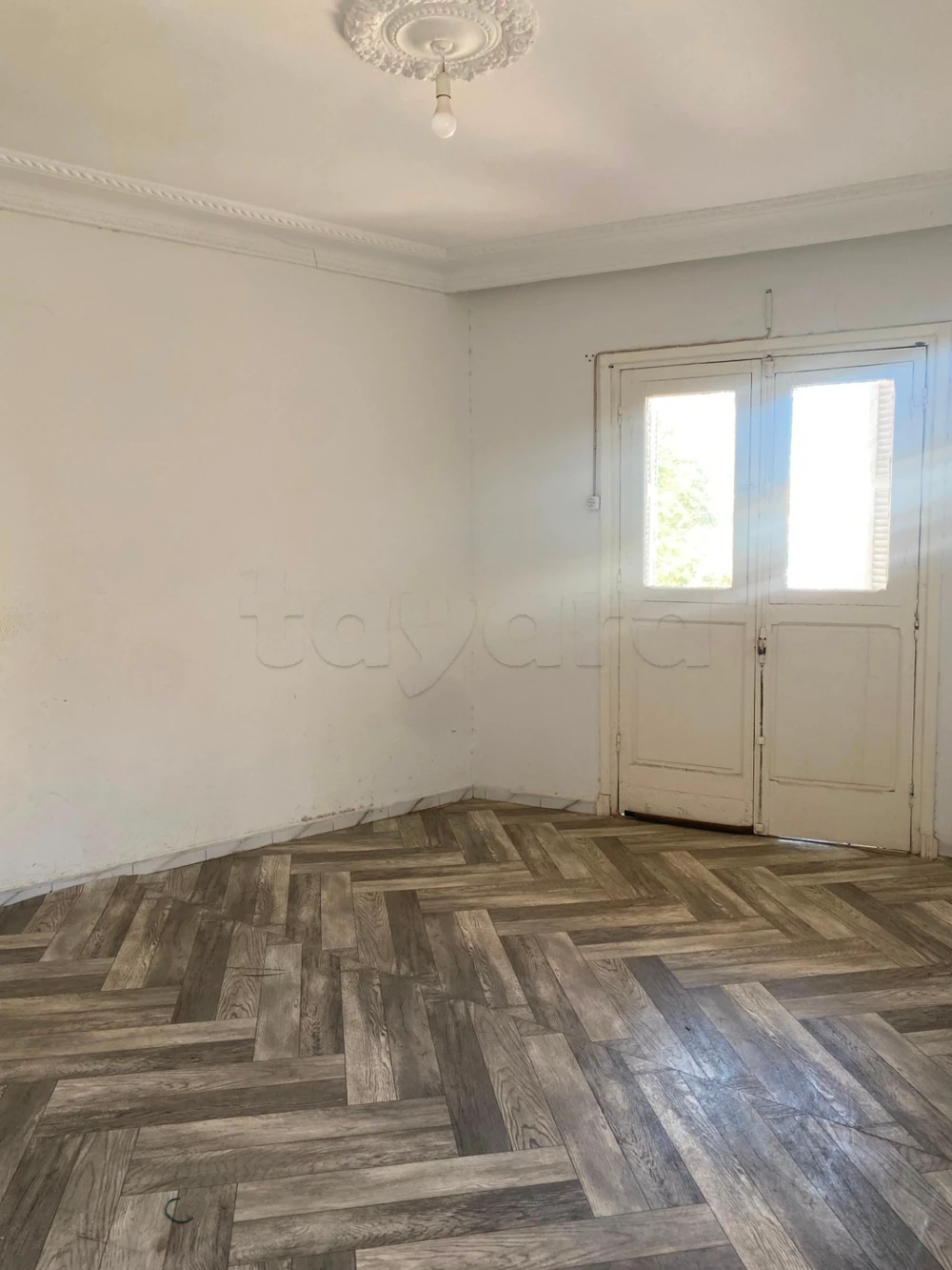 A louer Un appartement pour usage bureautique au Centre Ville Bizerte à coté de Vieux Port