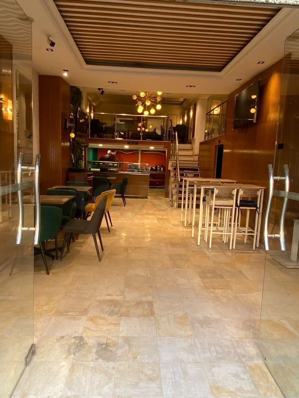 Fonds de commerce restaurant Lafayette – 170 m² – 320 000 DT