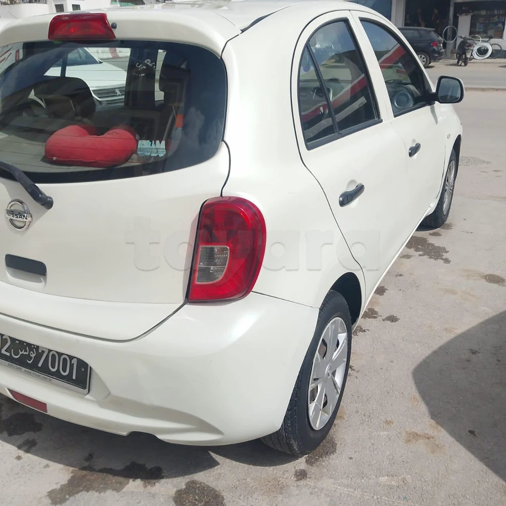 Carte voiture Nissan Micra