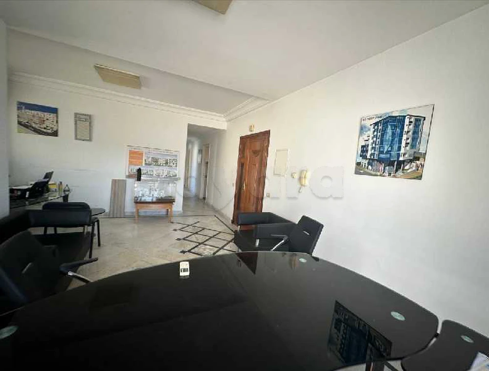 À vendre S+3 à ennasr