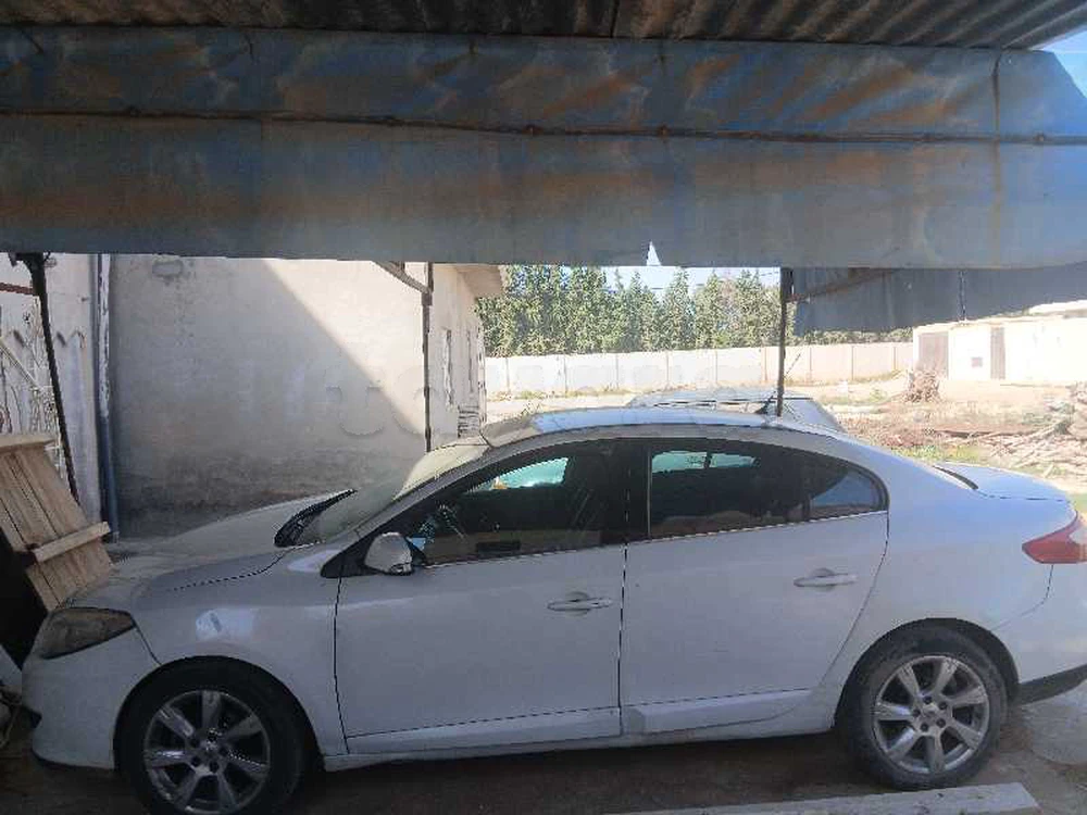 Carte voiture Renault Fluence