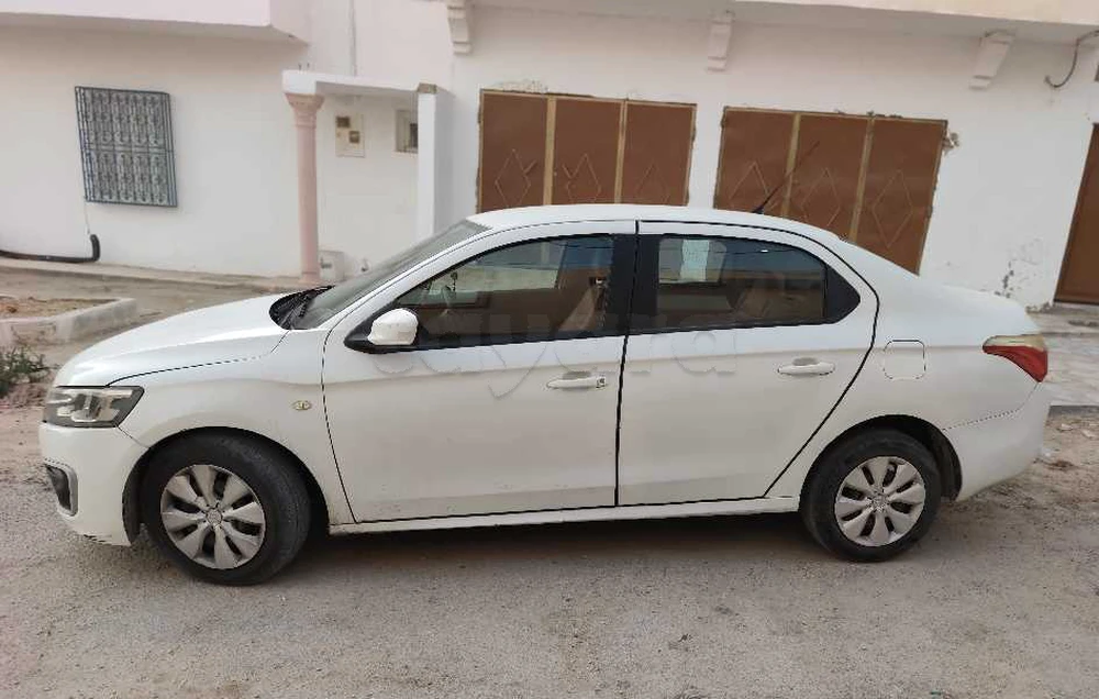 Citroen C-Elysee