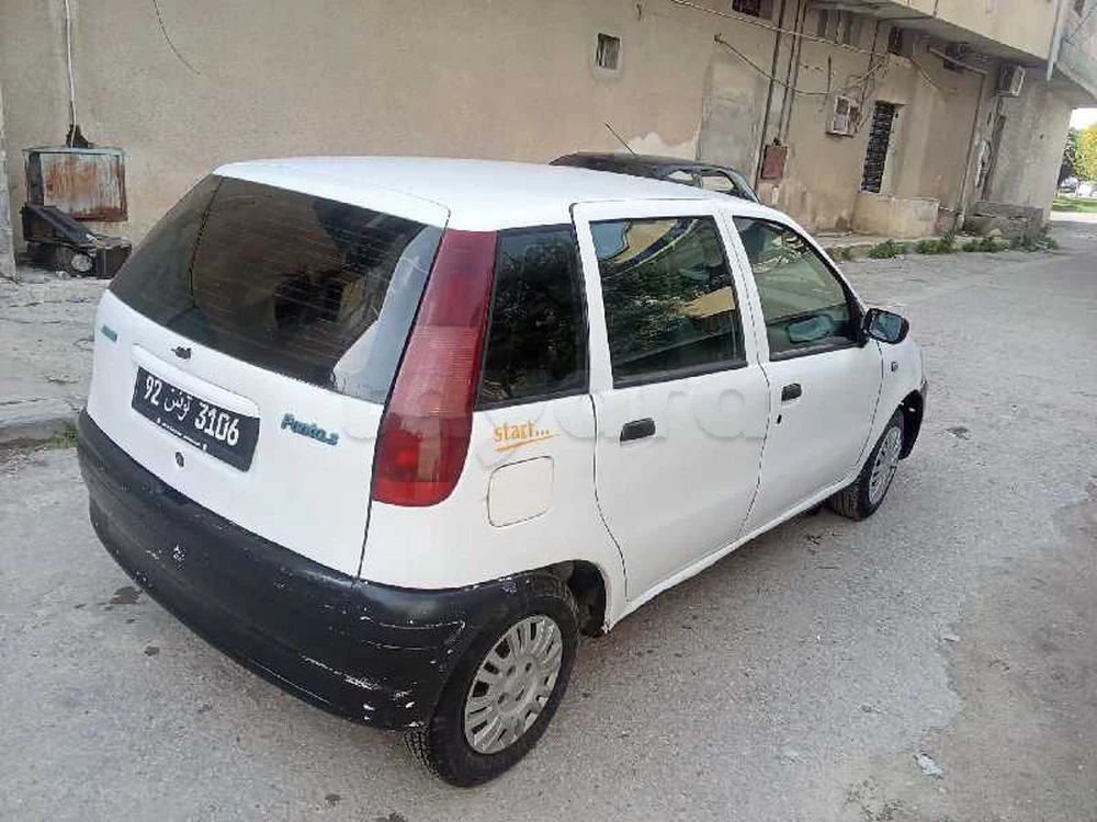 Carte voiture Fiat Punto