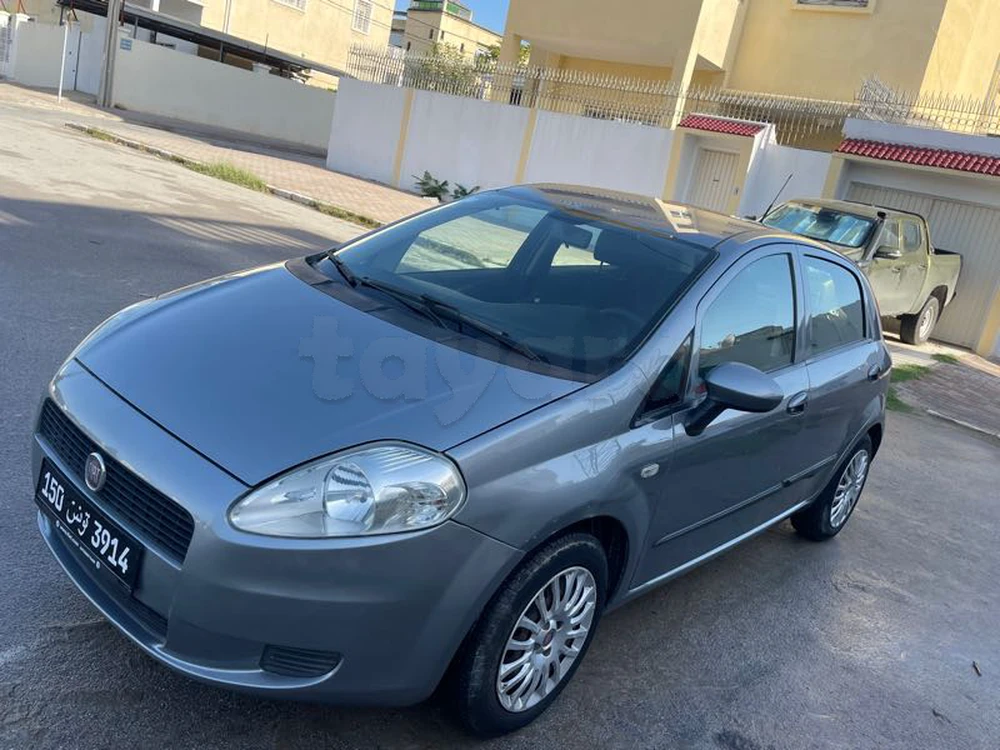 Carte voiture Fiat Punto