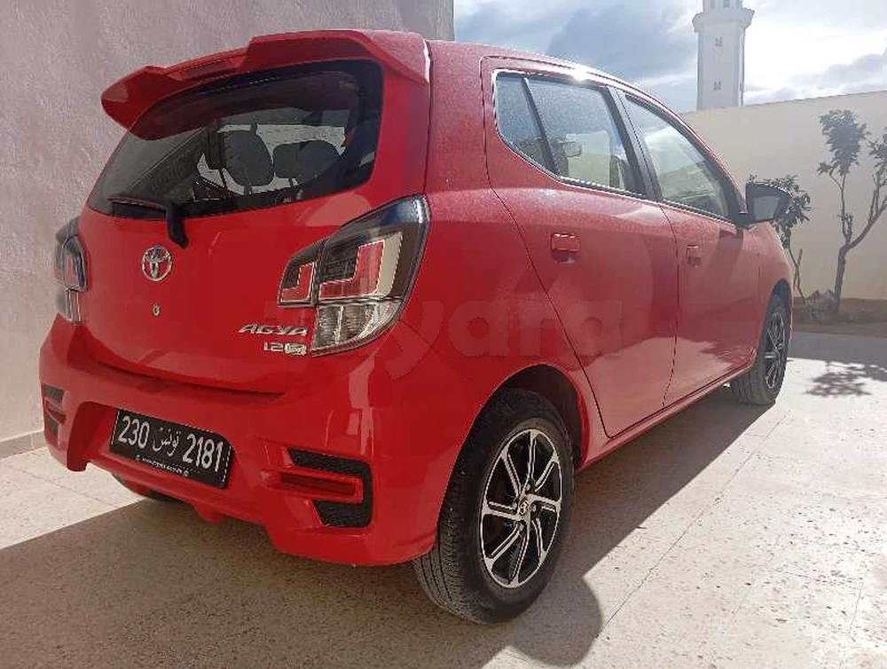 Carte voiture Toyota Aygo