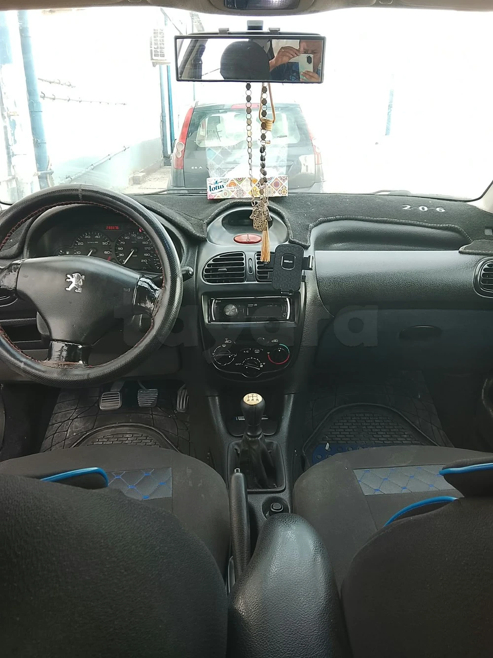 Peugeot 206