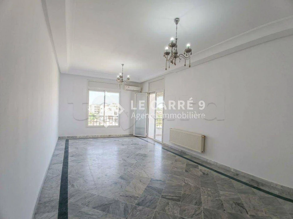 A louer Un Appartement S3 à Ain Zaghouan Nord