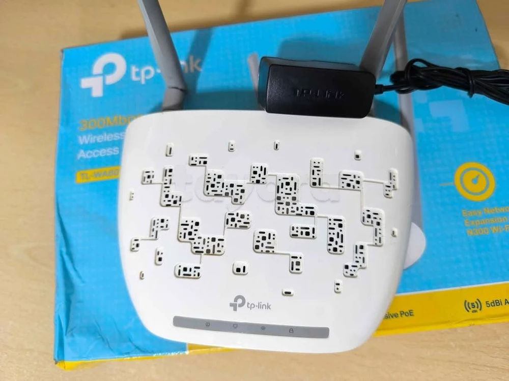 Point d'accès WiFi 4 (N 300 Mbps)