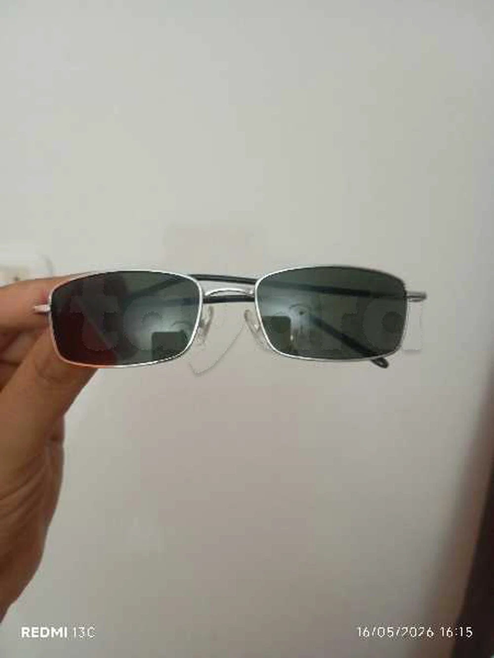 lunettes soleil à vendre tel 23990785