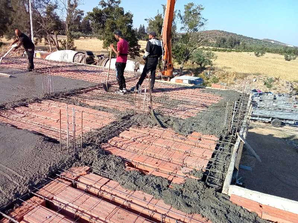 انجاز و ترميم المنازل 92.854.397
