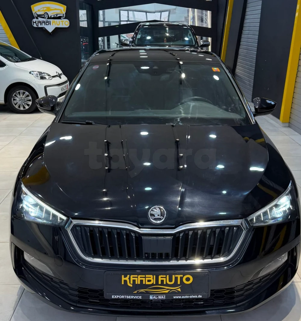 Carte voiture Skoda Favorit