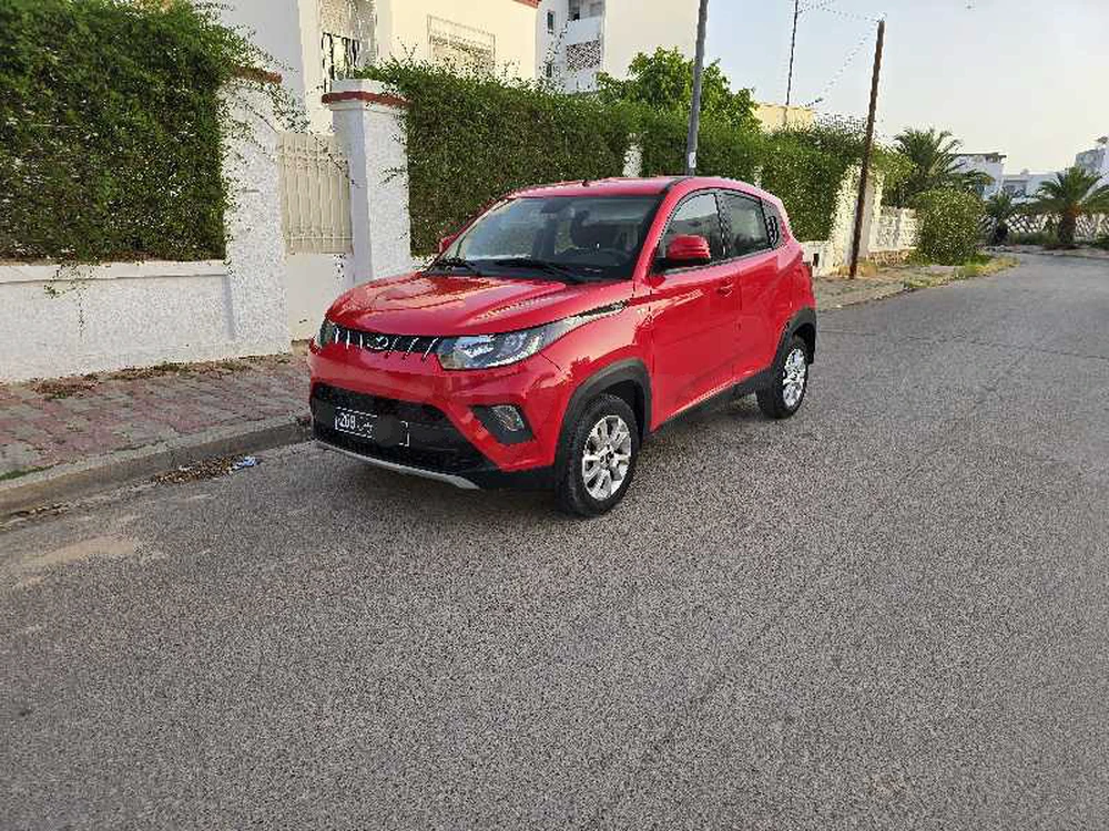 Carte voiture Mahindra Hover